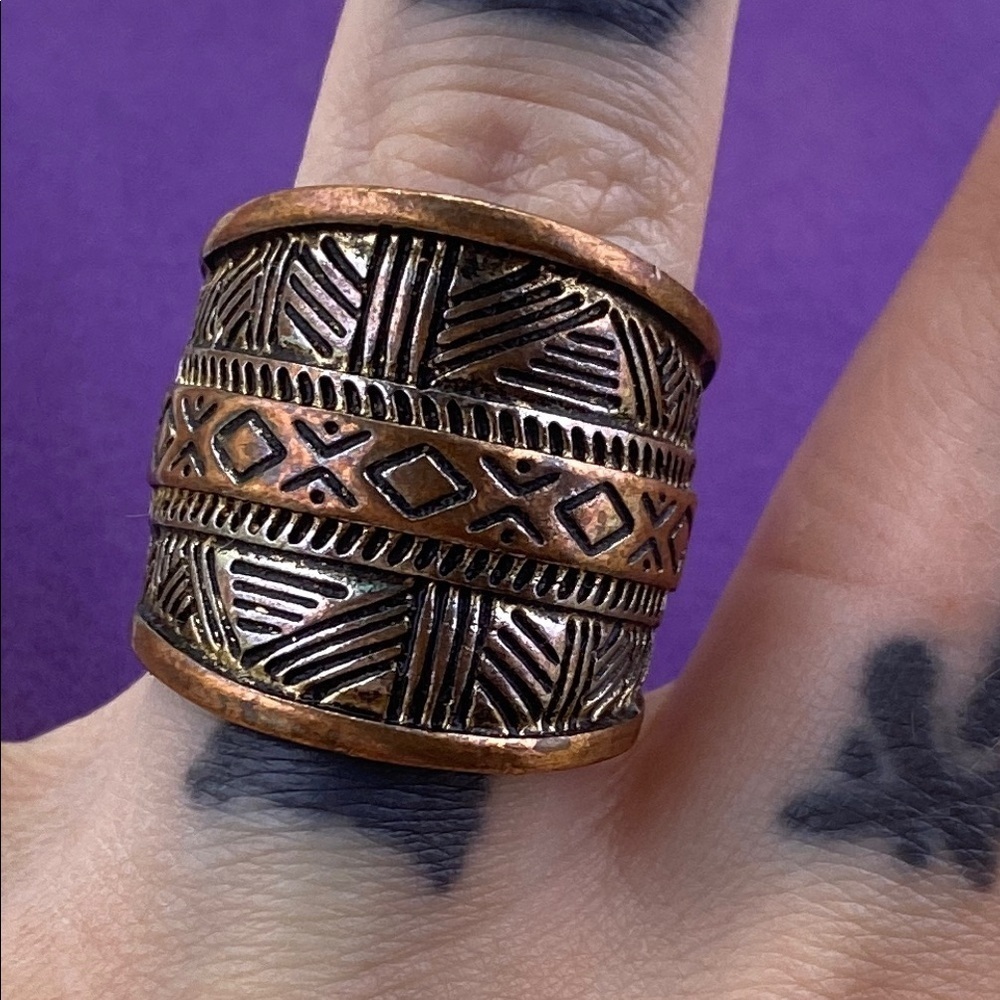 💛 Antique Style Copper Ring - Picture 2 of 5